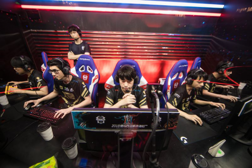 失之交臂 失之交臂